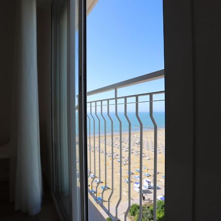 Hotel Concordia Lido di Jesolo Exterior photo